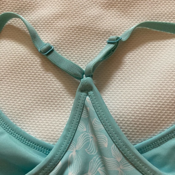 Champion brand from Target Sports racerback top - Picture 4 of 6